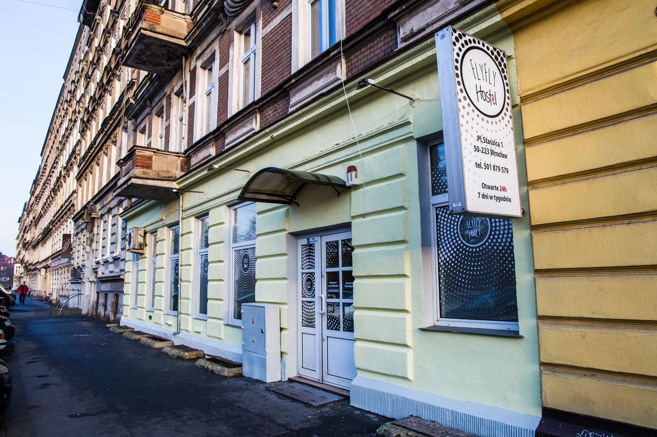Flyfly Hostel , Darmowy Parking , Rezerwuj Przez Urzadzenia Mobilne -10 Procent Wrocław Exterior foto