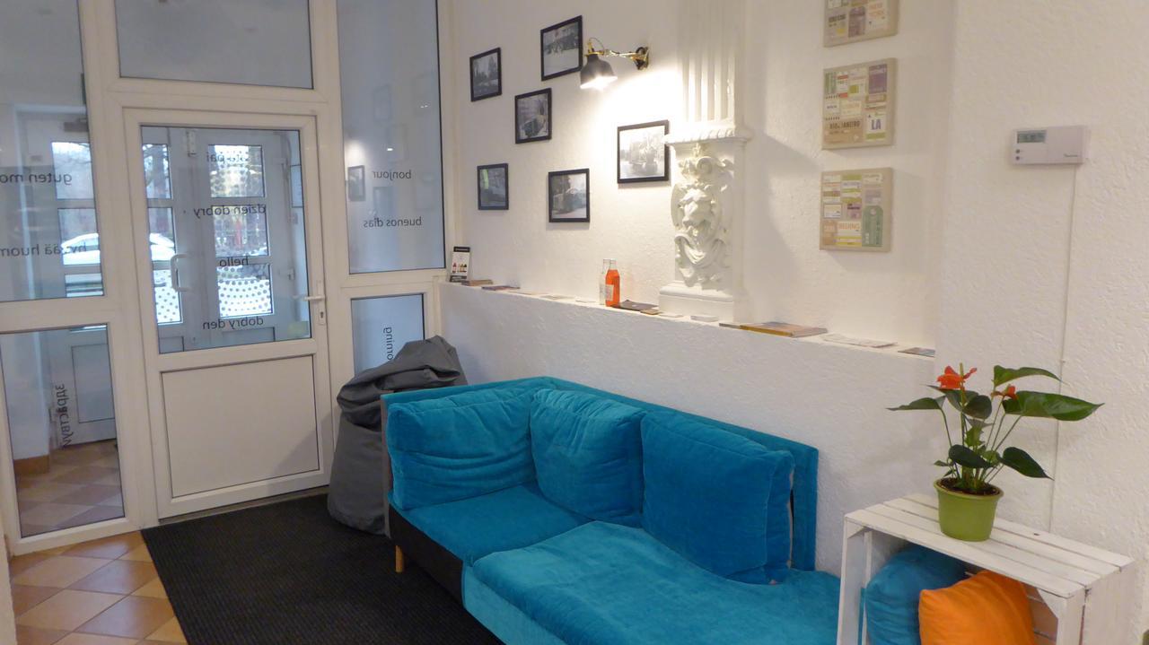 Flyfly Hostel , Darmowy Parking , Rezerwuj Przez Urzadzenia Mobilne -10 Procent Wrocław Exterior foto